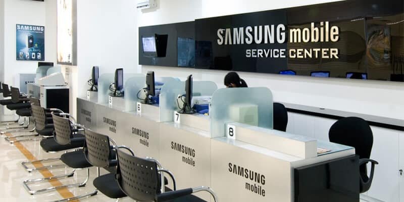 Take-Your-Device-To-Nearest-Samsung-Service-Center